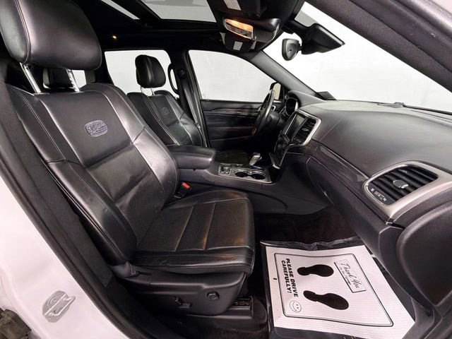 Used 2018 Jeep Grand Cherokee Overland w/ Jeep Active Safety Group image 28