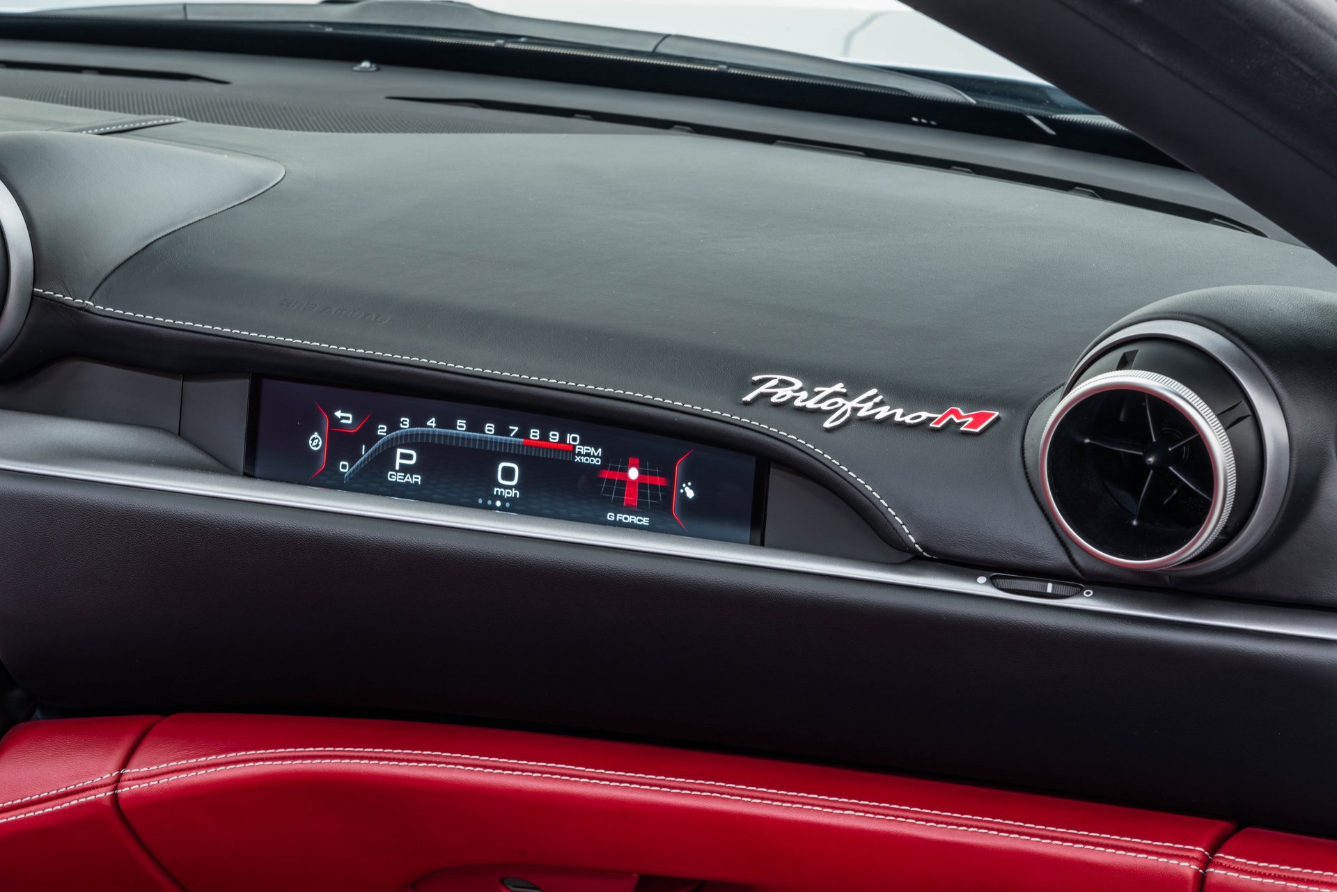 Certified 2022 Ferrari Portofino M image 38