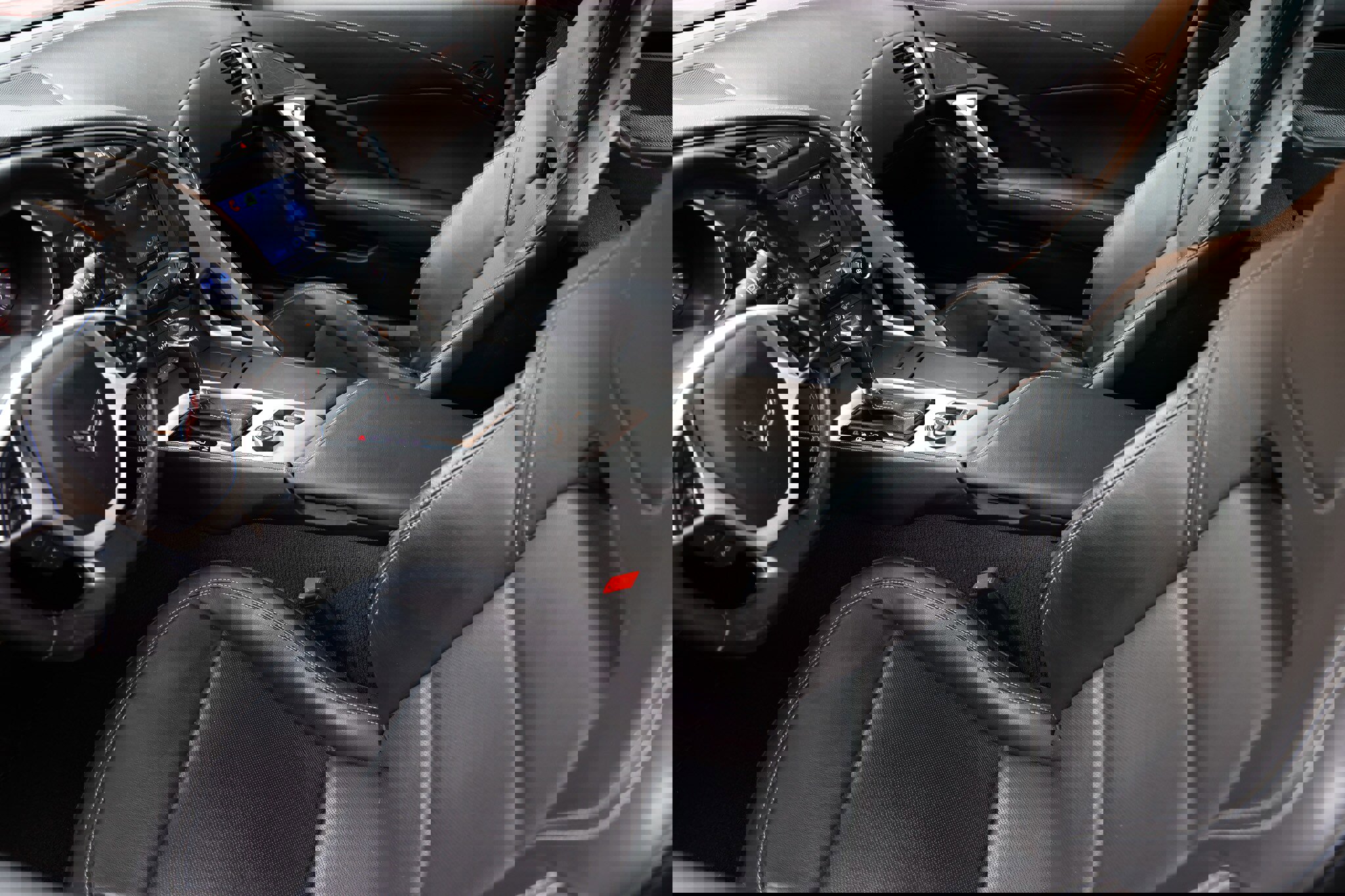 Used 2019 Chevrolet Corvette Stingray Coupe w/ Battery Protection Package image 9