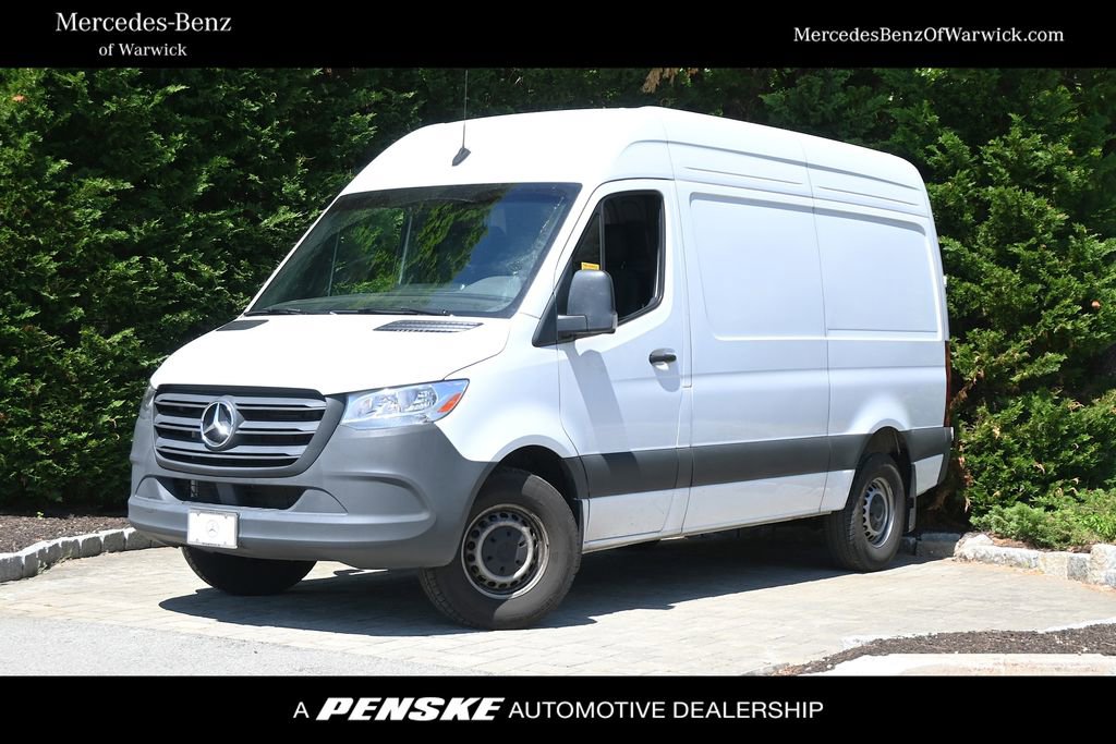 Used 2024 Mercedes-Benz Sprinter 2500 video 1
