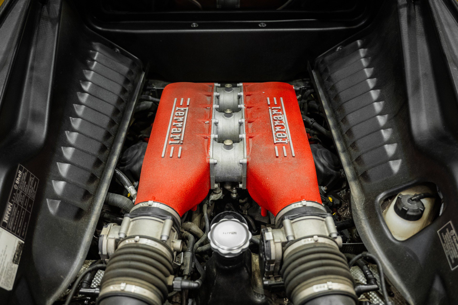 Used 2011 Ferrari 458 Italia Coupe RWD image 18