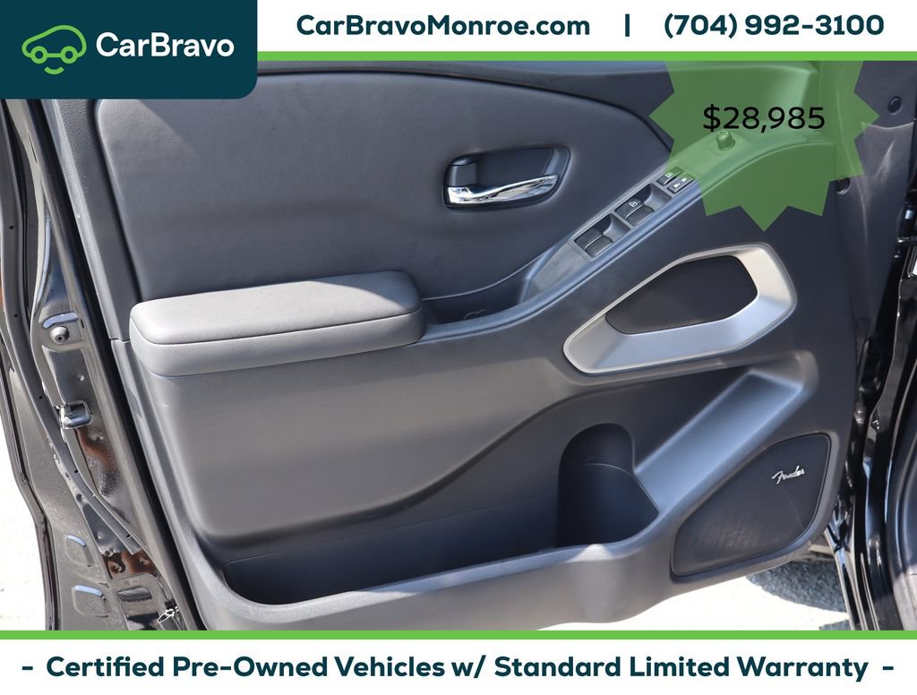 Used 2022 Nissan Frontier SV w/ SV Premium Package AWD/4WD image 18