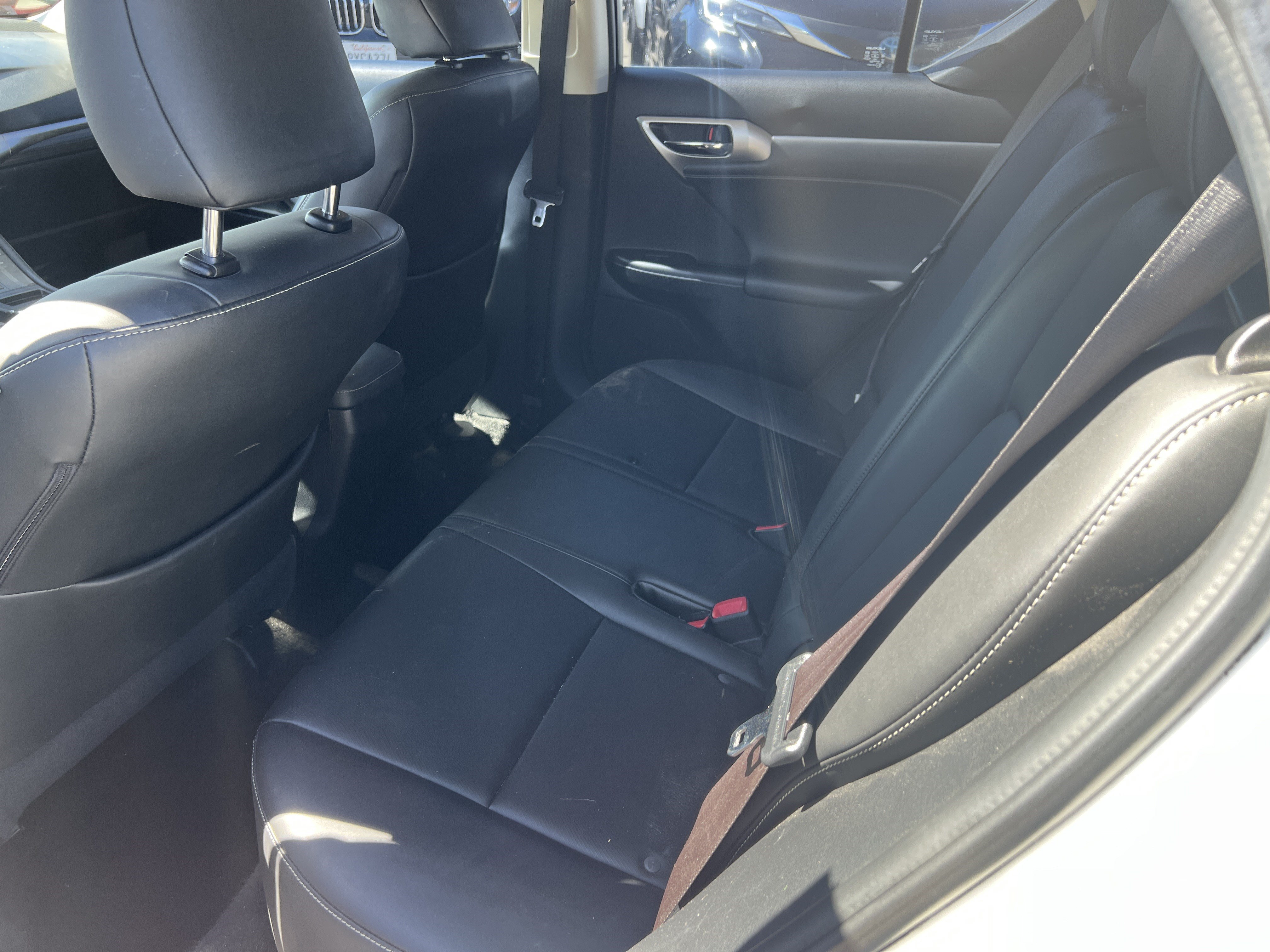 Used 2015 Lexus CT 200h FWD image 16