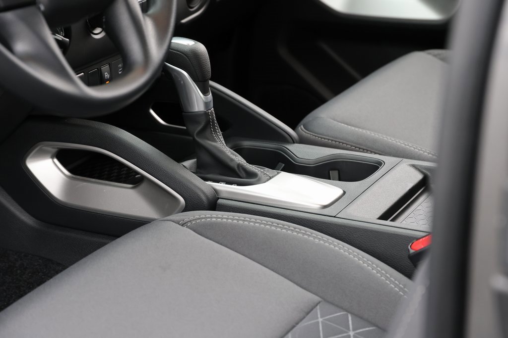 Used 2025 Nissan Frontier SV image 13