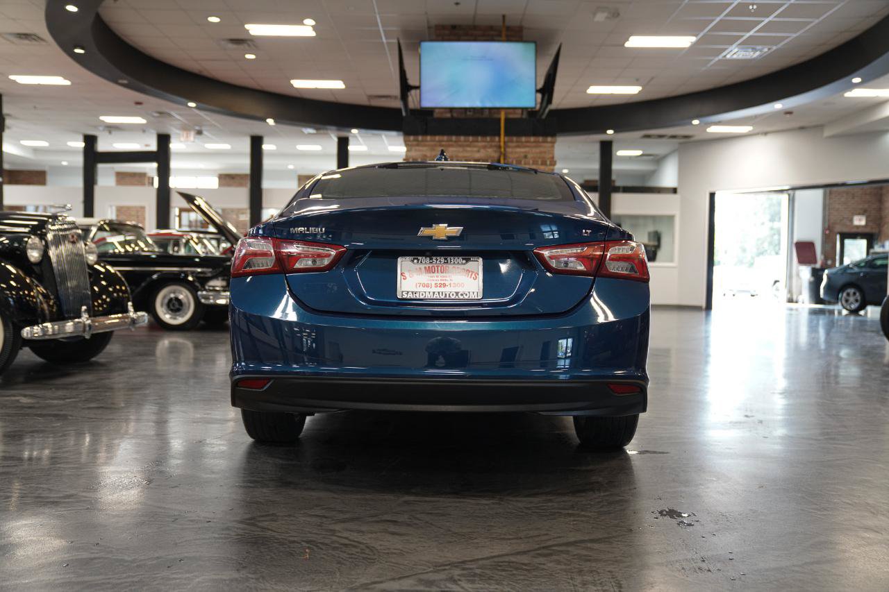 Used 2019 Chevrolet Malibu LT w/ Leather Package FWD image 13