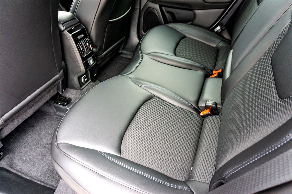 New 2026 Jeep Compass Latitude image 18