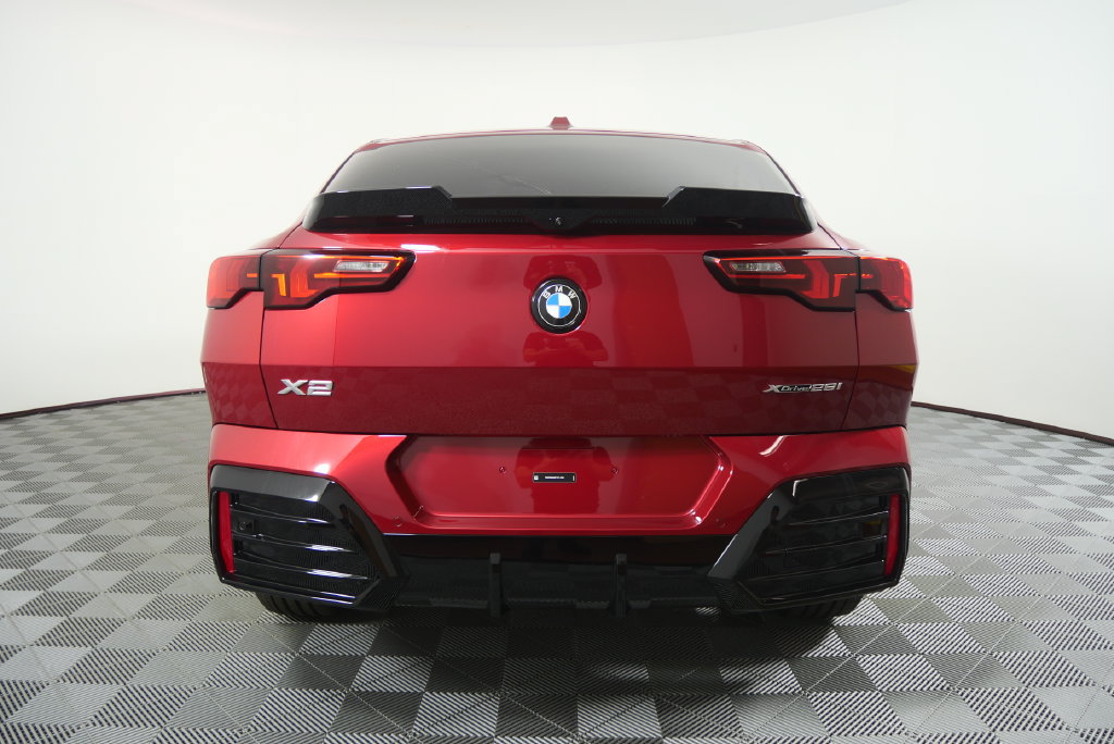 New 2026 BMW X2 xDrive28i w/ Technology Package AWD/4WD image 5