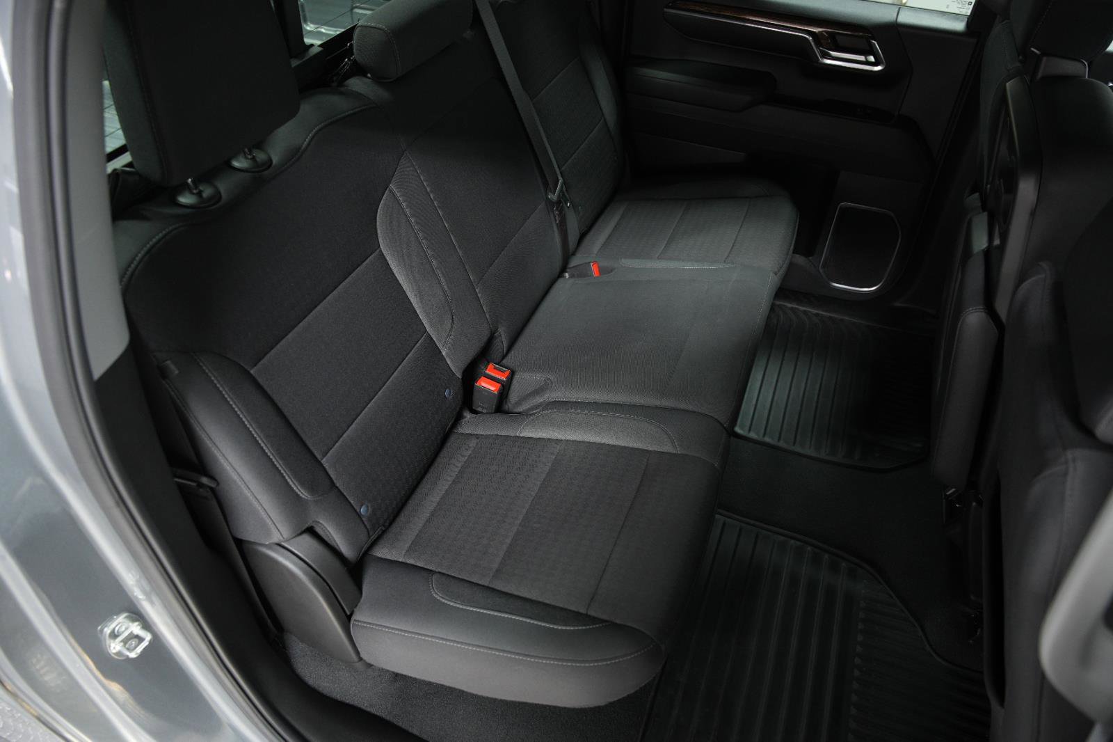 Used 2023 GMC Sierra 1500 SLE w/ Preferred Package image 14