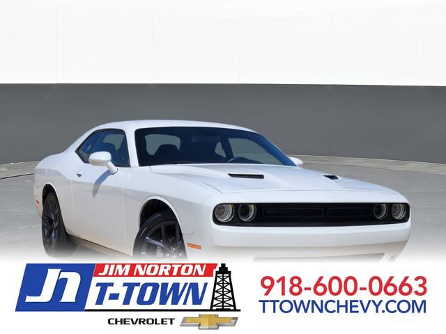 Used 2023 Dodge Challenger SXT w/ Blacktop Package