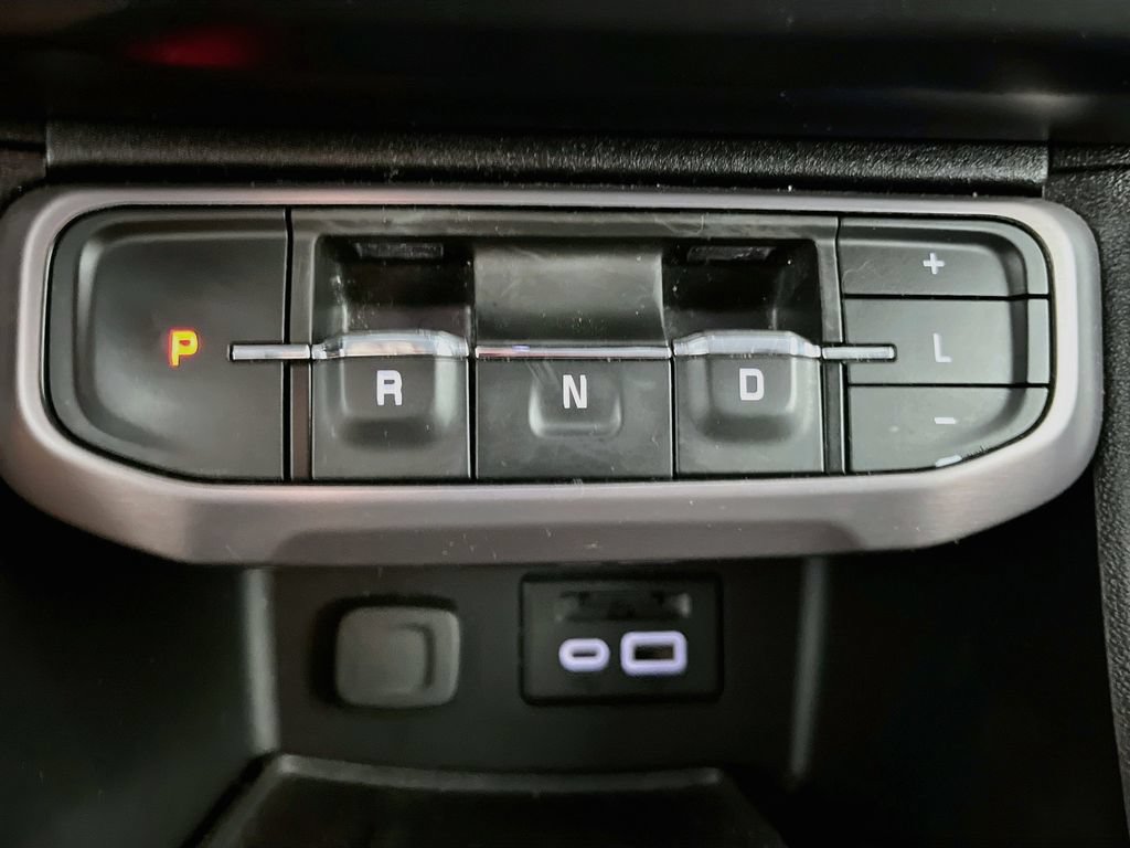 Used 2020 GMC Acadia AT4 w/ LPO, Floor Liner Package AWD/4WD image 17