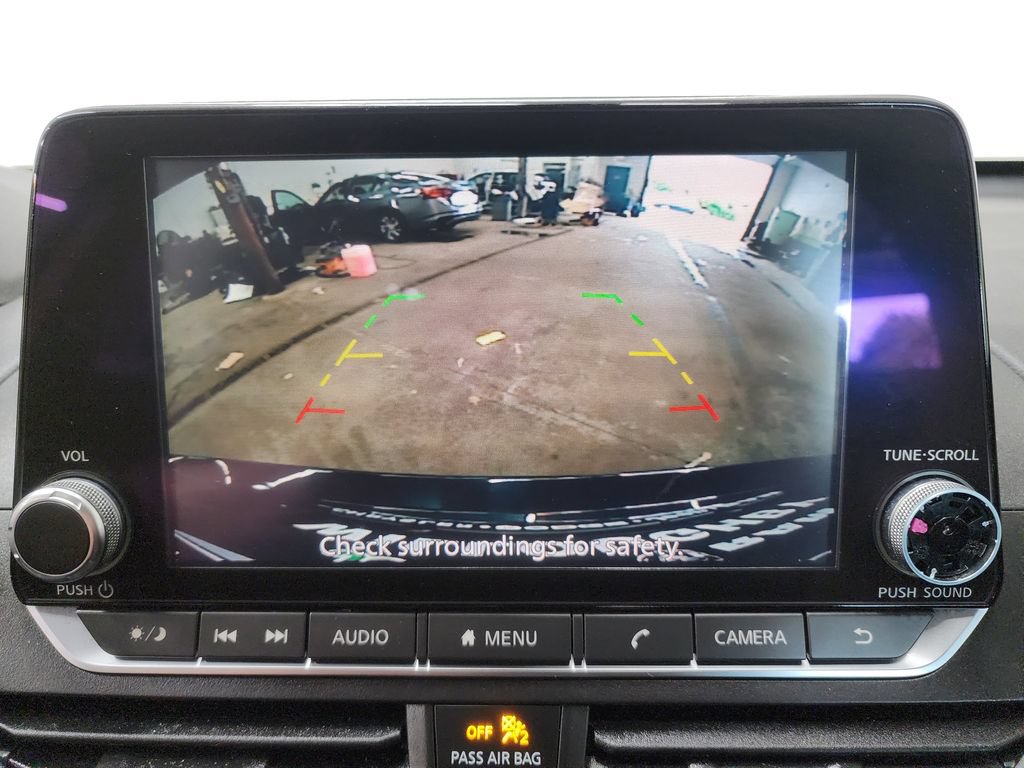 Used 2022 Nissan Altima 2.5 SV FWD image 17