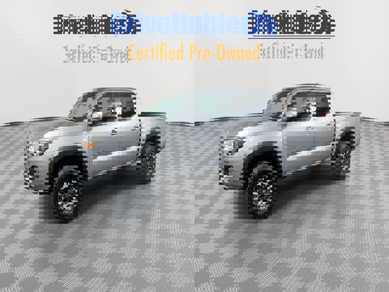 Used 2023 Toyota Tacoma TRD Off-Road image 9