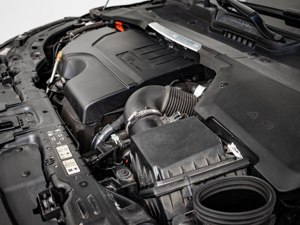 Used 2023 Land Rover Range Rover Evoque R-Dynamic SE image 46