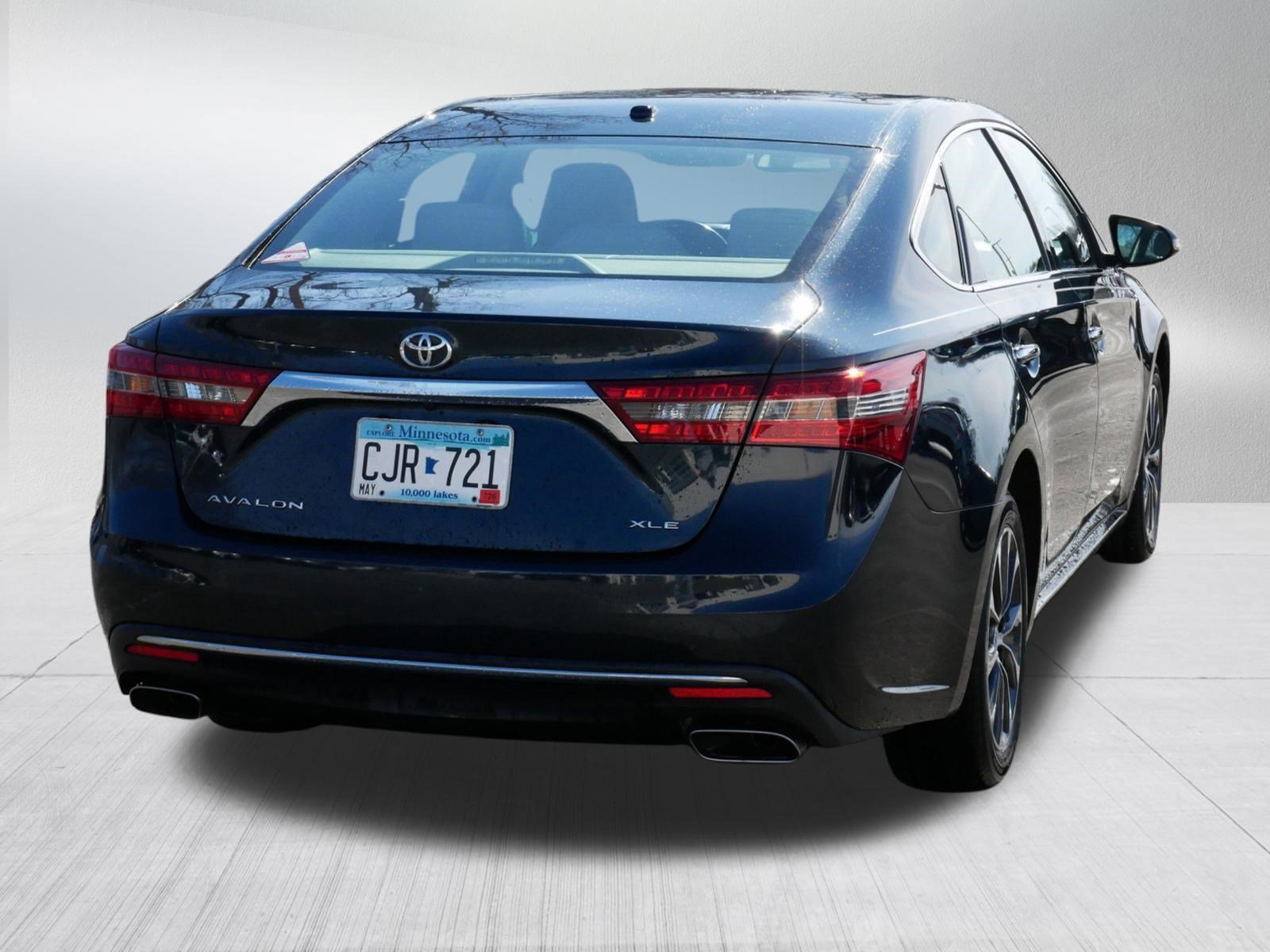 Used 2016 Toyota Avalon XLE Plus image 6