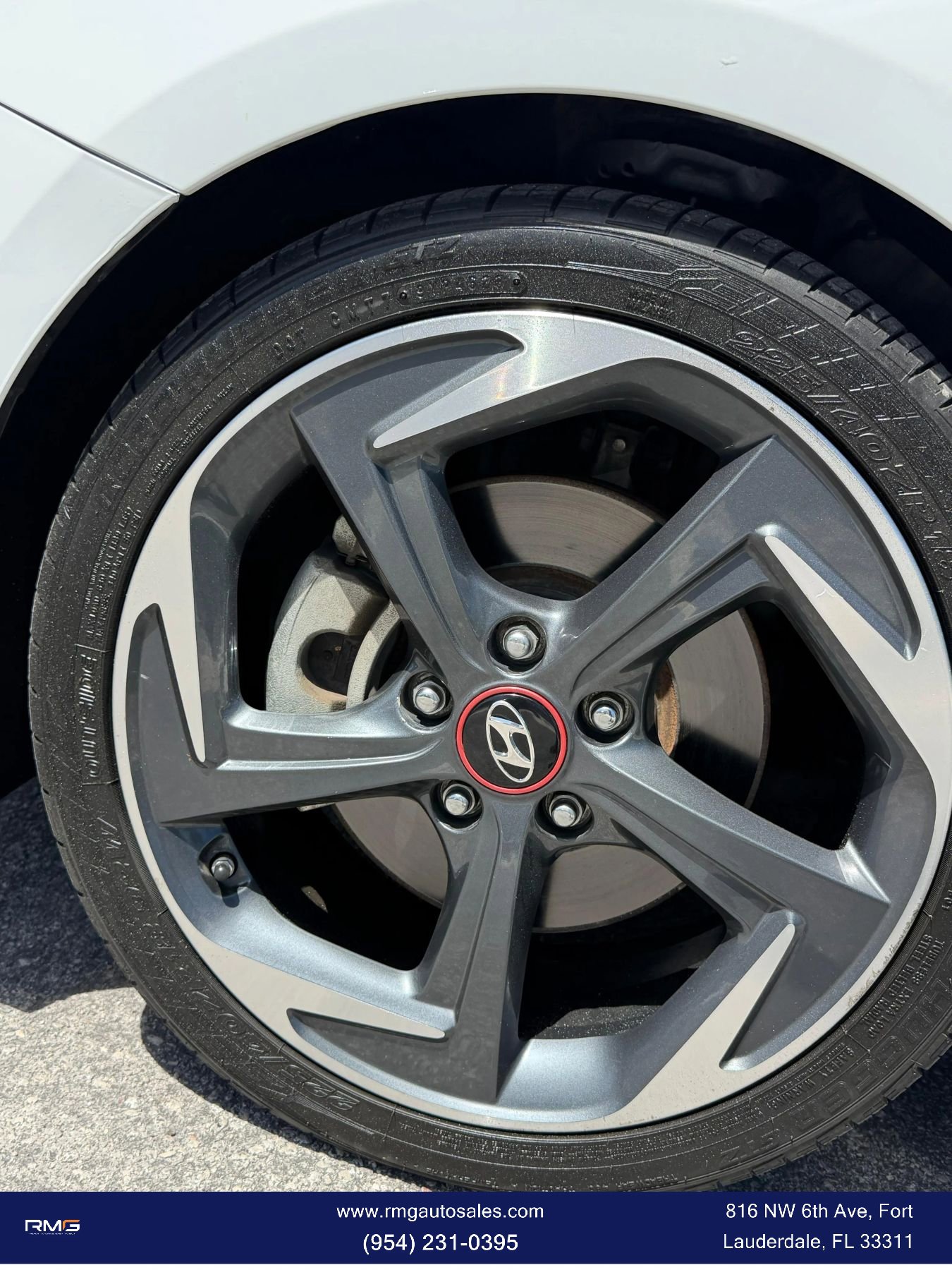 Used 2020 Hyundai Veloster Turbo FWD image 10