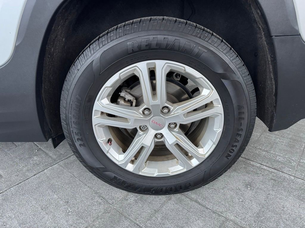 Used 2020 GMC Terrain SLE FWD image 4