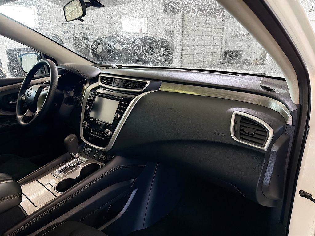 Used 2017 Nissan Murano Platinum FWD image 12
