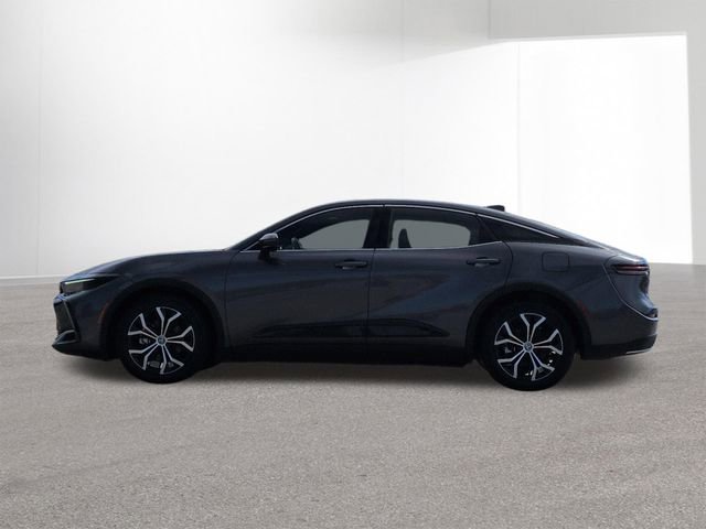 Used 2024 Toyota Crown Limited image 9