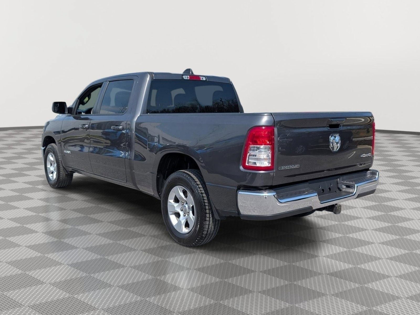 Used 2022 RAM 1500 Big Horn AWD/4WD image 3
