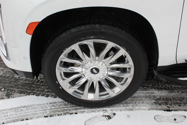 Used 2022 Cadillac Escalade Premium Luxury image 10