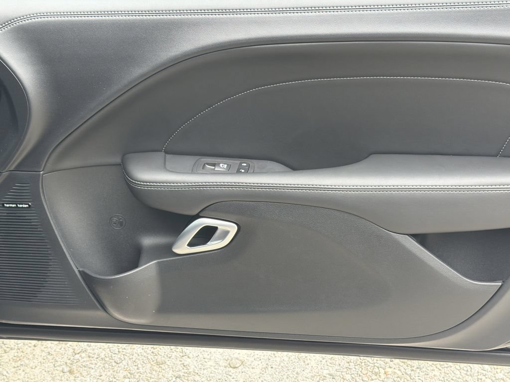 Used 2023 Dodge Challenger R/T Scat Pack RWD image 15
