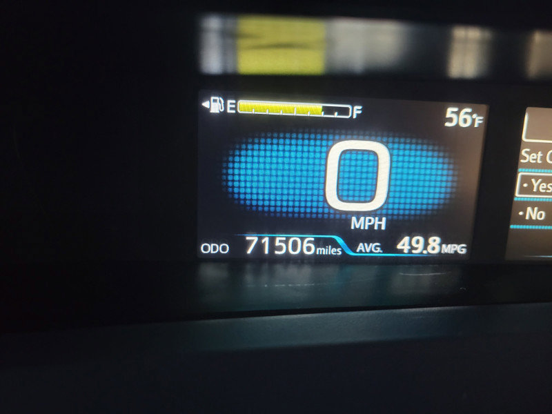 Used 2022 Toyota Prius LE FWD image 37