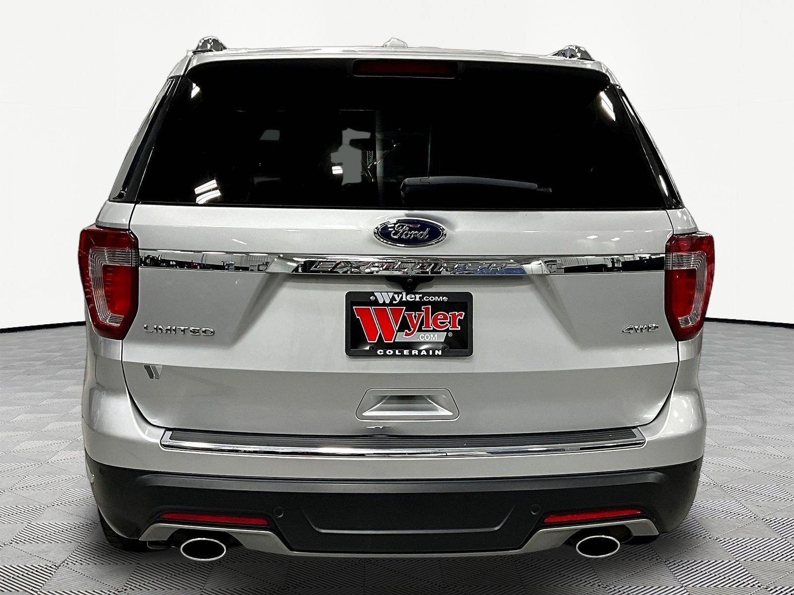 Used 2018 Ford Explorer Limited AWD/4WD image 5