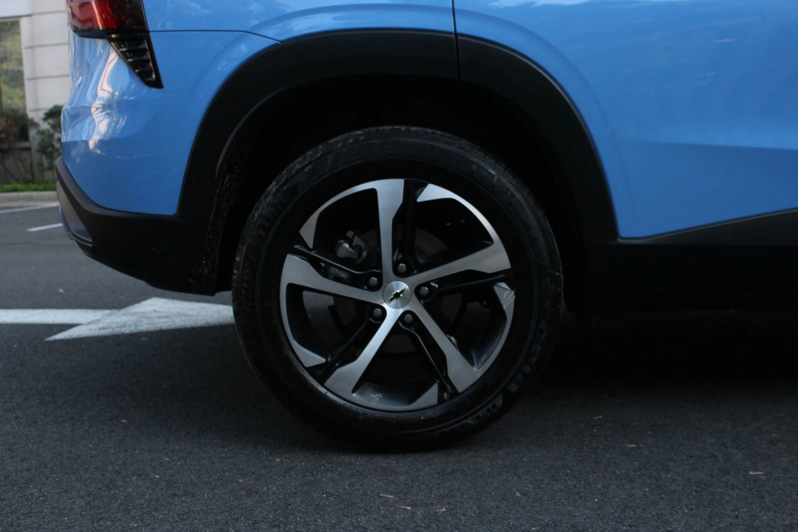 Used 2024 Chevrolet Trax RS FWD image 5