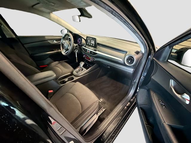 Used 2019 Kia Forte LXS image 25