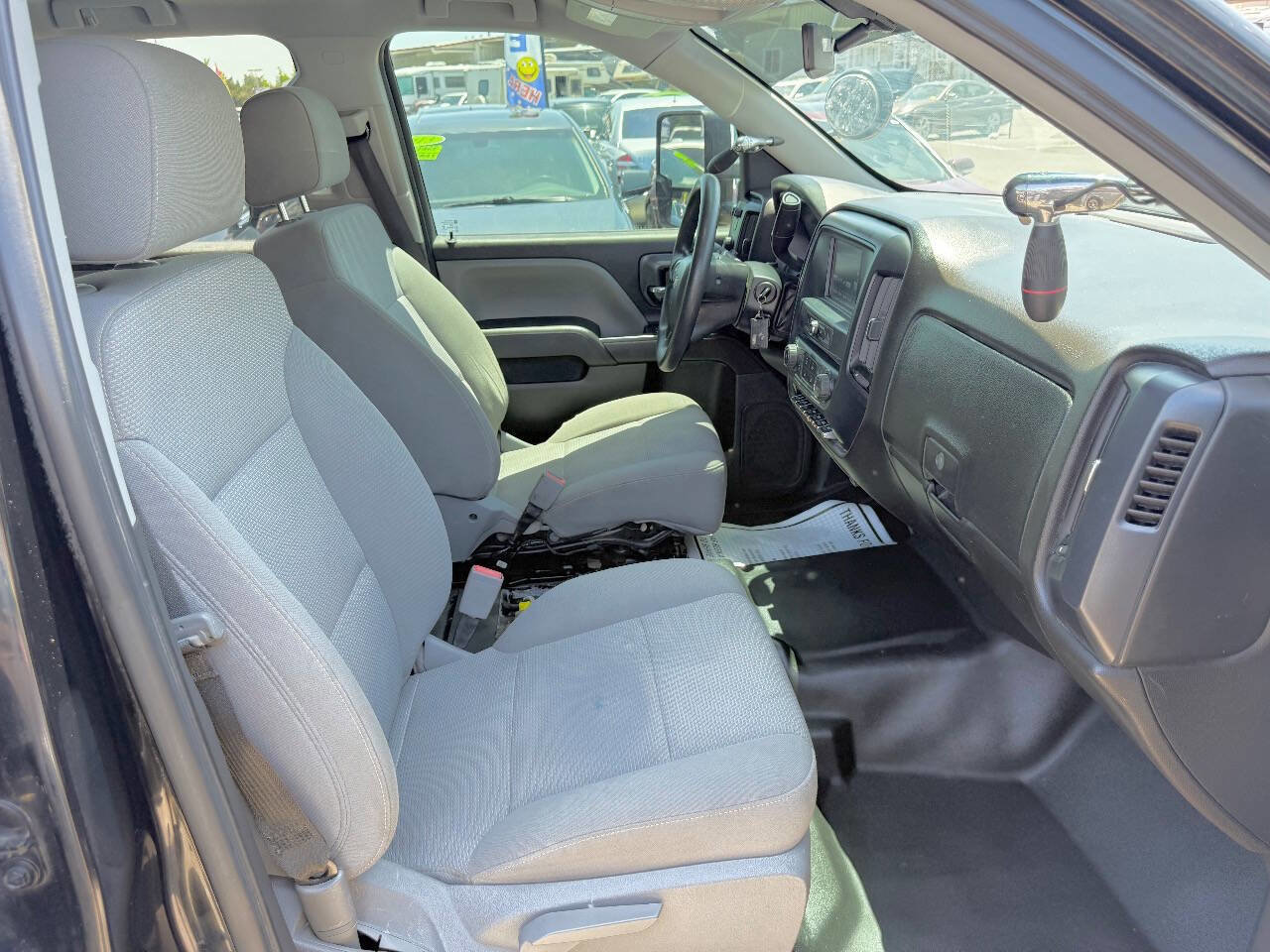 Used 2018 Chevrolet Silverado 1500 W/T w/ Special Service Package AWD/4WD image 16