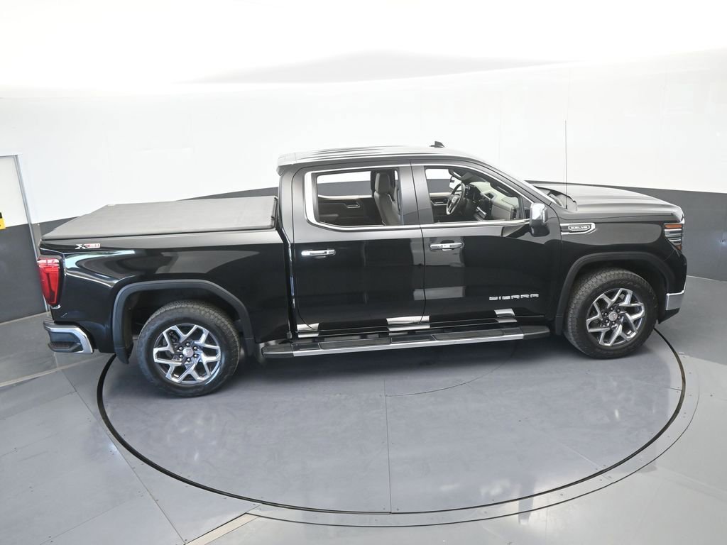 Used 2022 GMC Sierra 1500 SLT image 16