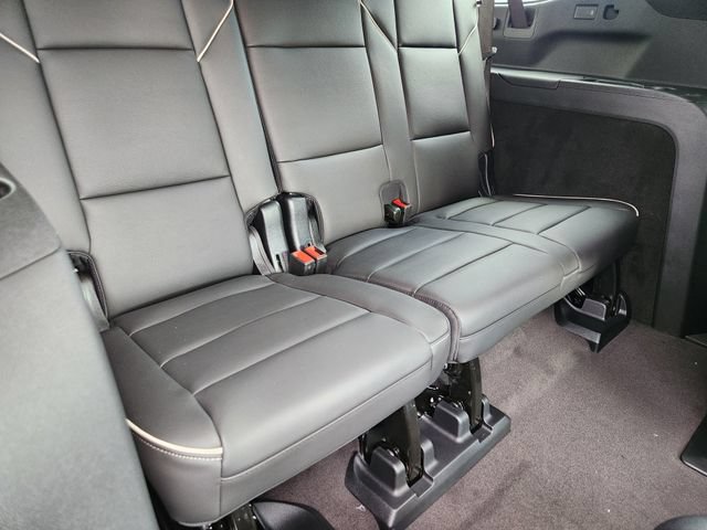 New 2026 Cadillac Escalade ESV Luxury w/ Touring Package AWD/4WD image 25