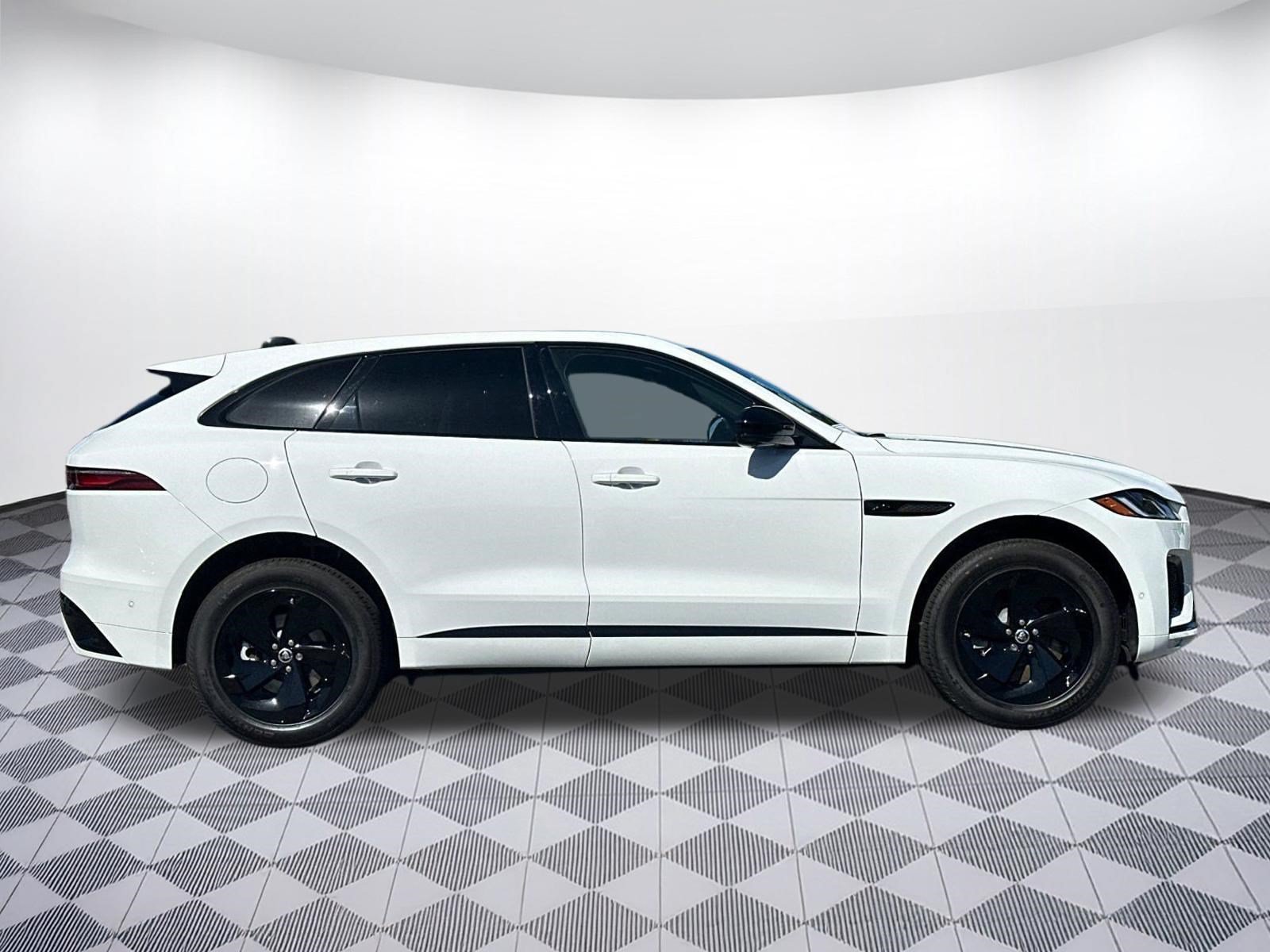 New 2026 Jaguar F-PACE R-Dynamic S AWD/4WD image 7