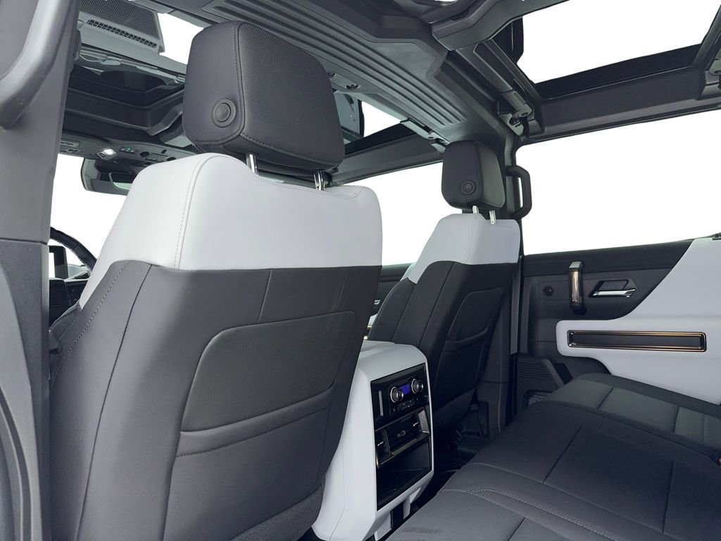 Used 2025 GMC Hummer EV 2X image 52