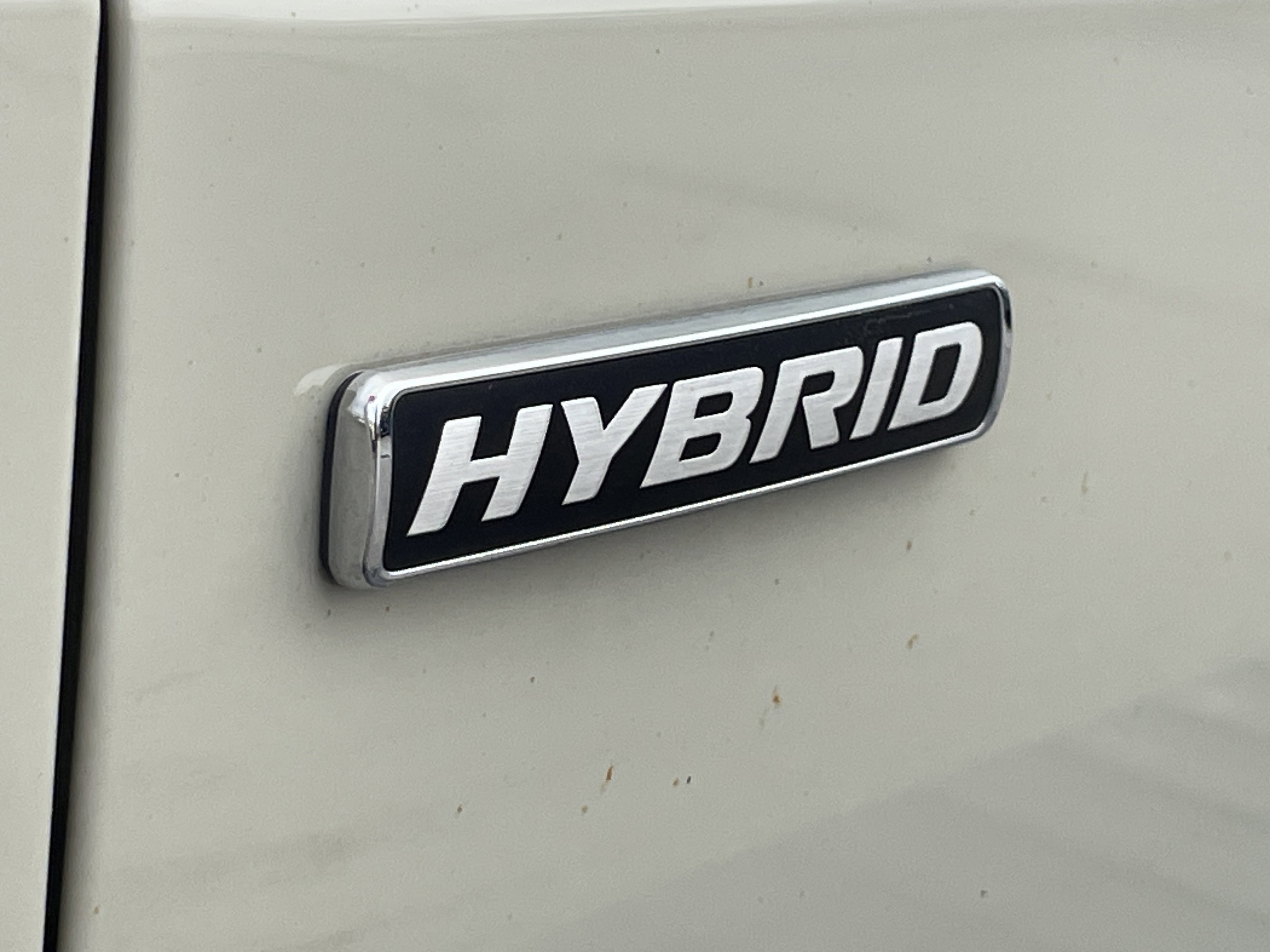 Certified 2024 Ford Maverick Lariat image 9