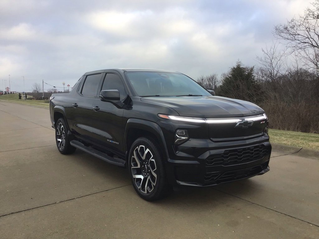 Used 2024 Chevrolet Silverado EV RST