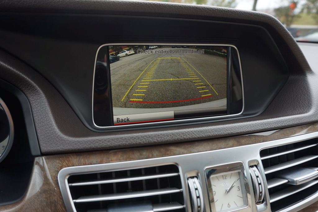 Used 2015 Mercedes-Benz E 350 Sedan image 40