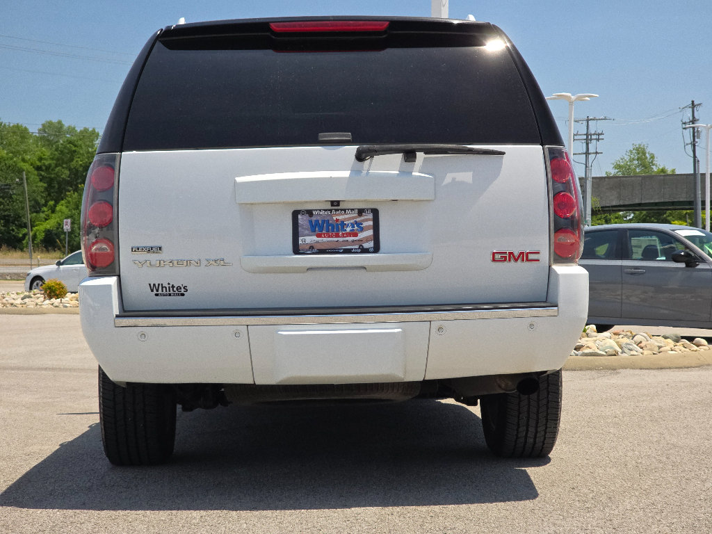 Used 2009 GMC Yukon XL Denali AWD/4WD image 9