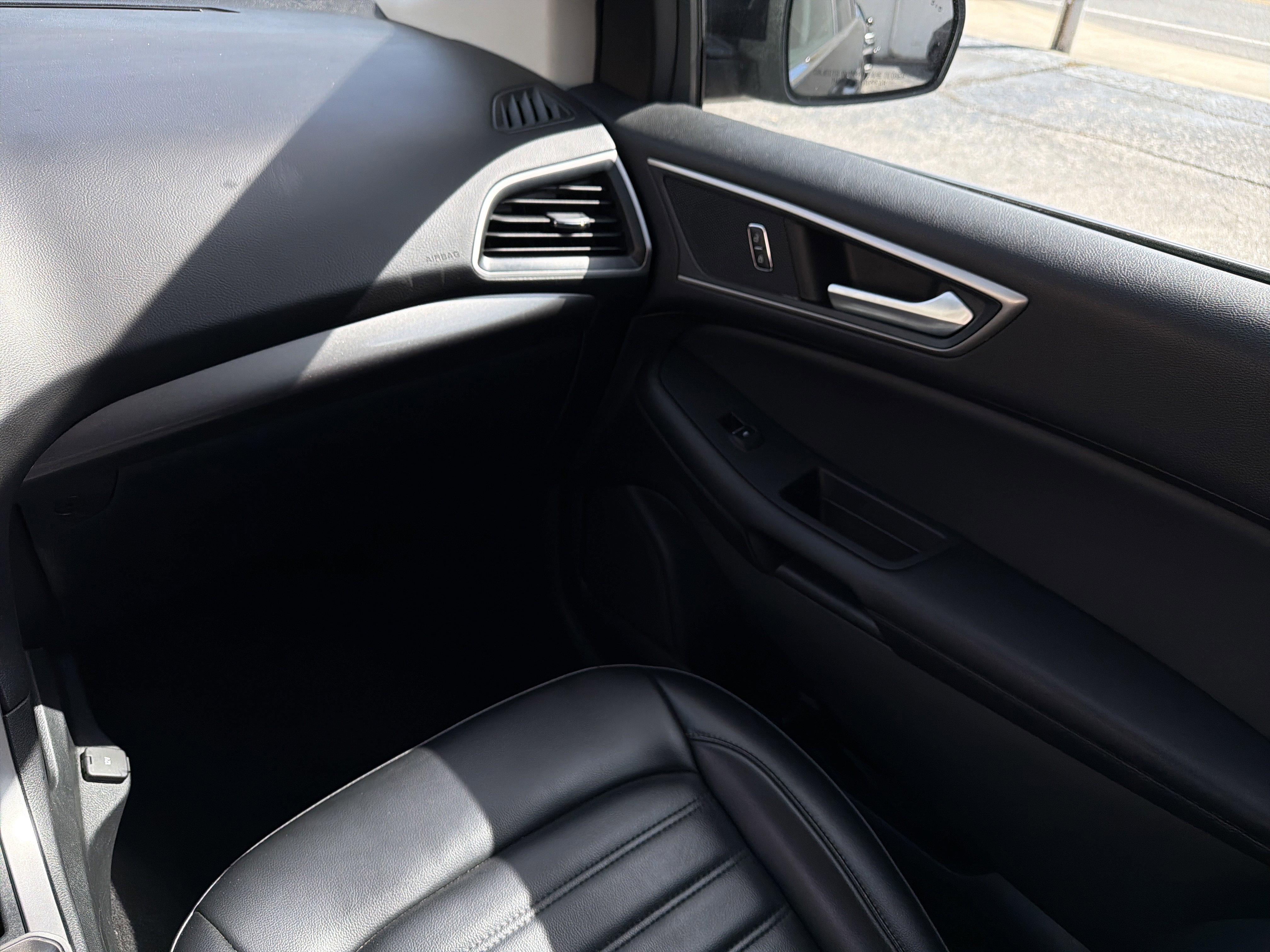 Used 2024 Ford Edge SEL AWD/4WD image 21