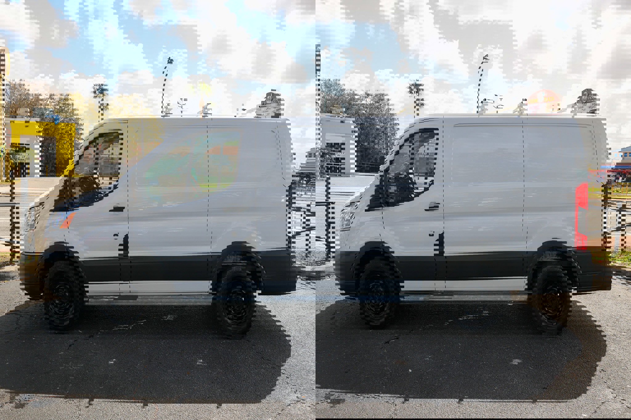 Used 2018 Ford Transit 250 130 Low Roof w/ Exterior Upgrade Package image 8