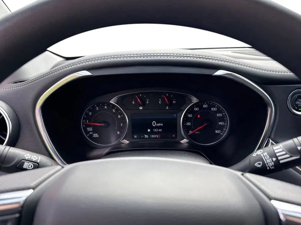 Used 2024 Chevrolet Blazer LT w/ Convenience Package FWD image 16