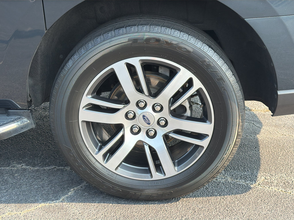 Used 2022 Ford Expedition Max XLT RWD image 38