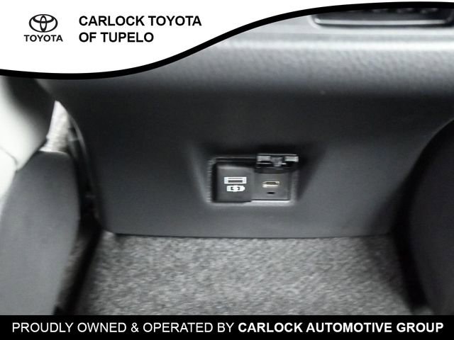 Used 2026 Toyota Camry SE FWD image 25