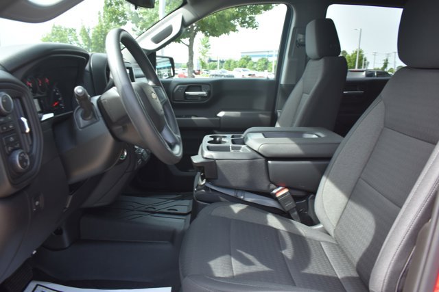 New 2026 Chevrolet Silverado 1500 Custom w/ LPO, Dark Essentials Package AWD/4WD image 18
