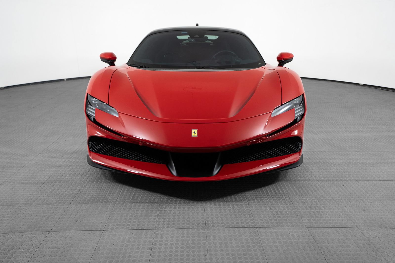 Used 2021 Ferrari SF90 Stradale AWD/4WD image 8