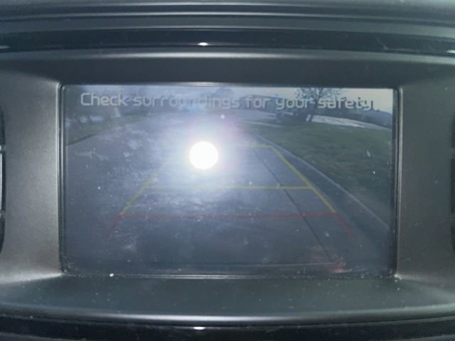 Used 2017 Kia Sorento LX image 18