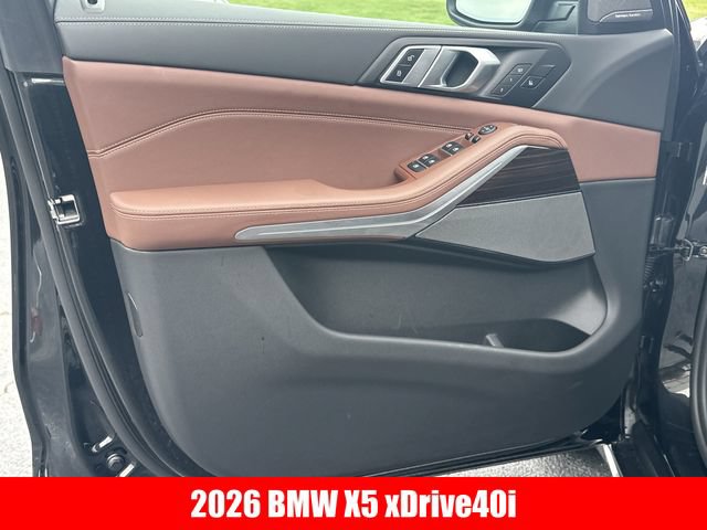 Used 2026 BMW X5 xDrive40i w/ Climate Comfort Package AWD/4WD image 4