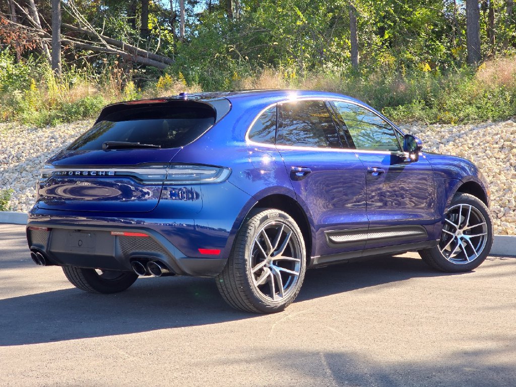 Used 2025 Porsche Macan AWD/4WD image 7