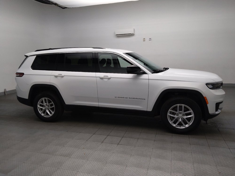 Used 2023 Jeep Grand Cherokee L Laredo AWD/4WD image 11