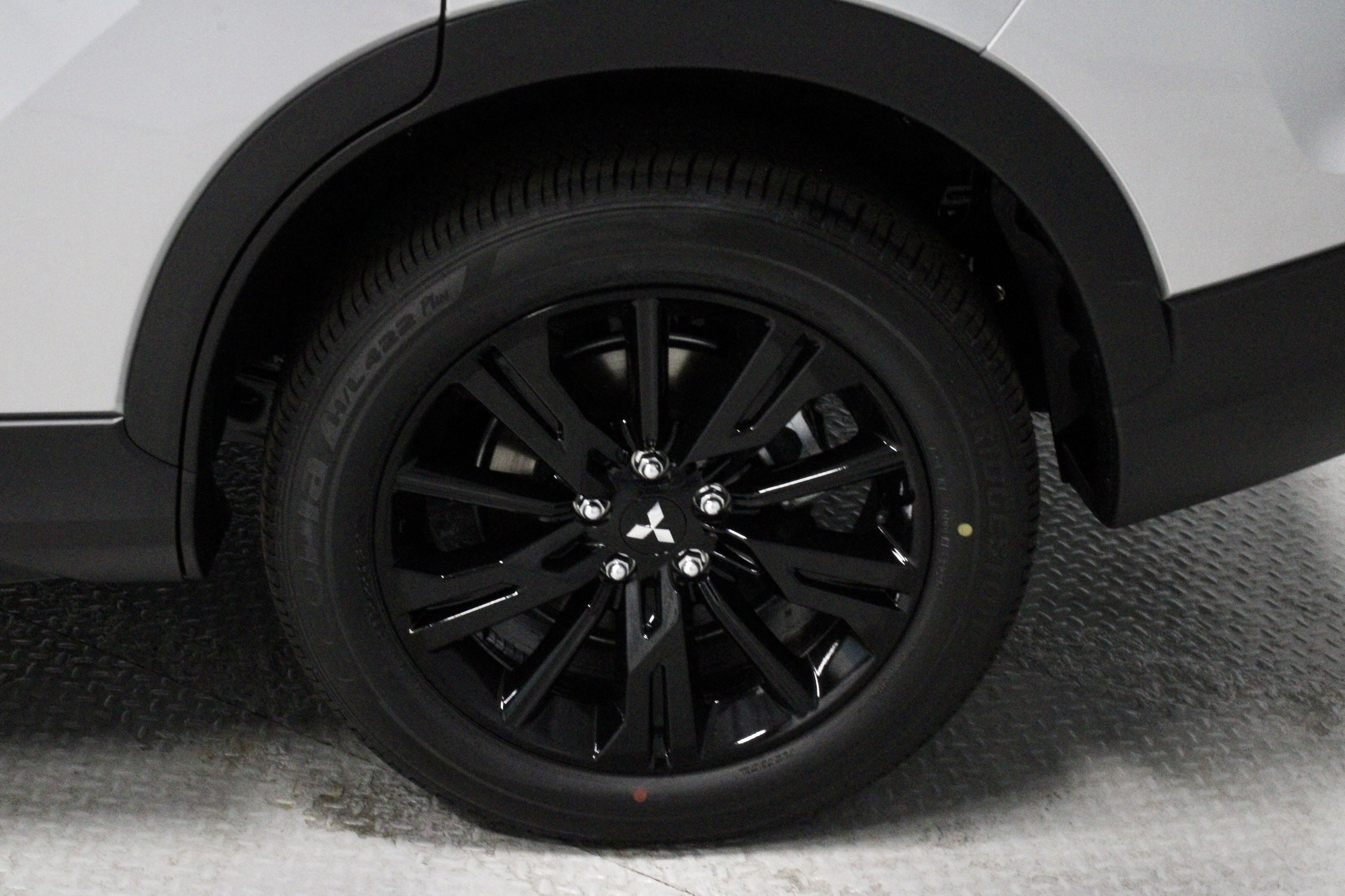 New 2025 Mitsubishi Eclipse Cross LE image 31